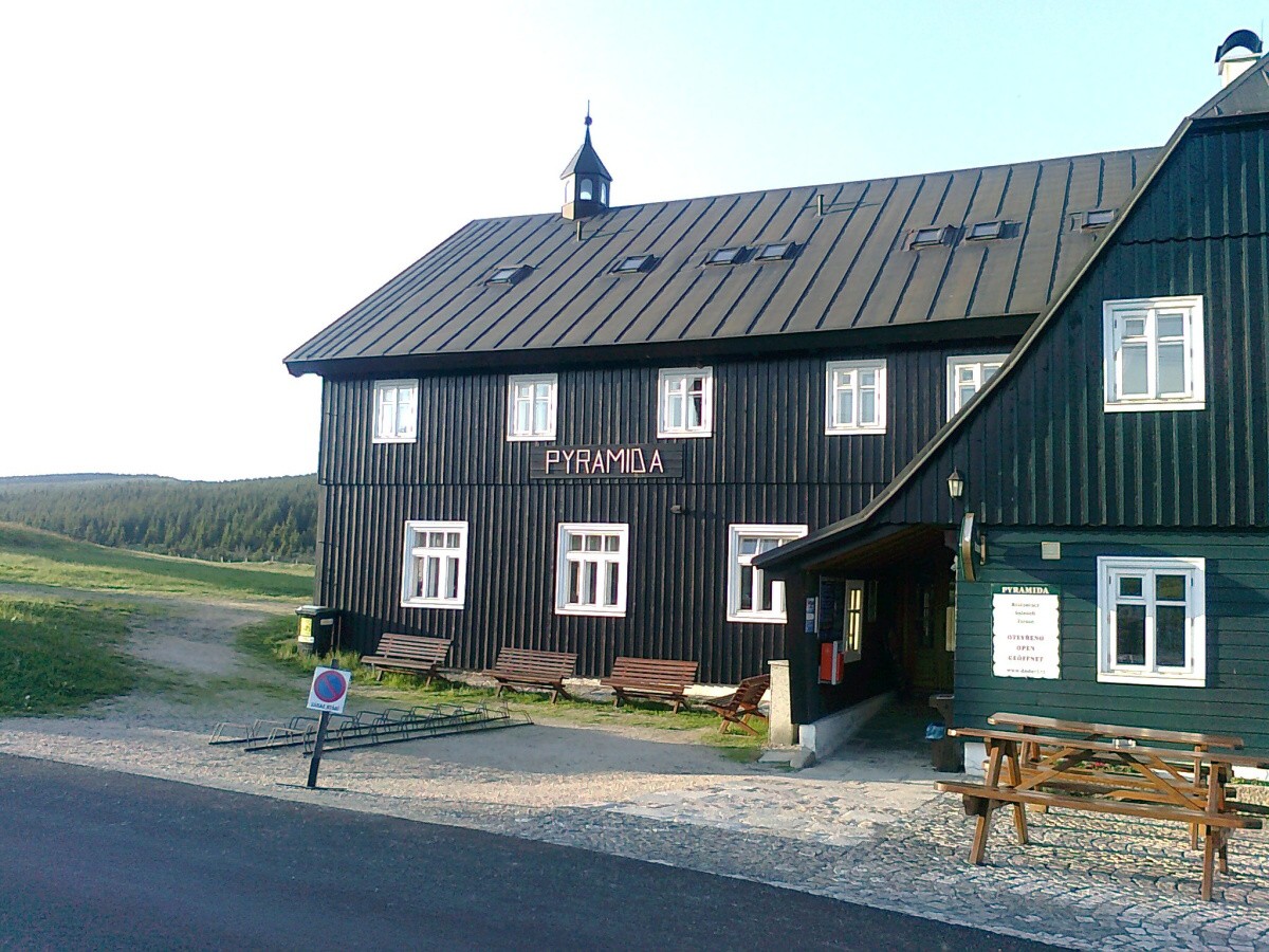 img00018.jpg