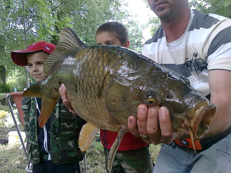 Rybářské závody Újezd 2012